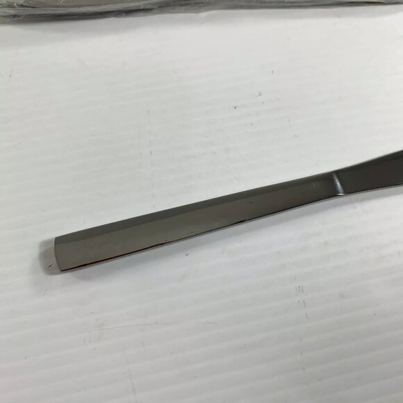 Next Day Gourmet Knife Windsor Heavy Weight Stainless Steel Flatware - Picture 3 of 7